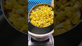 😛😂 சமைக்கும் போதே சாப்பிட்றுவாங்க😋🤤#cooking#ytshortsvideo