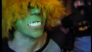 Werewolves Of London FAN VIDEO 1989 Warren Zevon music video --(Weird Paul)