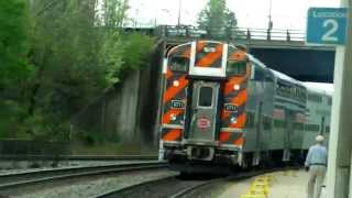 Southbound VRE Fredericksburg Line Departing ALX