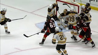 Ducks' Roy jumps on bouncing puck and scores first NHL goal