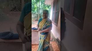 അമ്മക്ക് പറ്റുന്ന പോലെ ഒപ്പിച്ചു🤣#funnyvideo #funsquad #funmalayalam #funnyshorts #fun #funny #amma