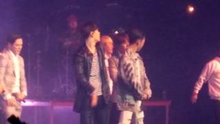 [FANCAM] 160423 SPY @ B.A.P Live On Earth Chicago Awake