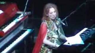 Tori Amos Mother Live