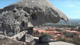 Sardinie 2017 - den třináctý 27. června _ zóna archeologico, Arzachena, Porto Cervo