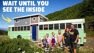 Family of 7 Outgrew Their Bus so They Built a Tiny House on Top