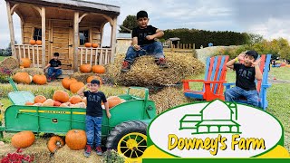 Downey's Farm | Having fun at Downey’s farm | best places to visit in Canada for kids | Caledon