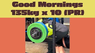 Squat everyday Day 1330: Good morning 135kg x 10 (PR)