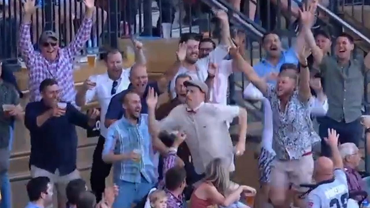 Ex Sa Quick S Hilarious Crowd Catch During Bucks Party Youtube