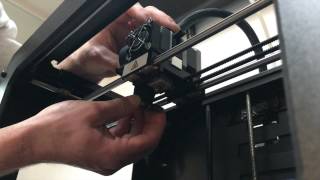 How to take the extruder off the gantry - Makerbot Replicator 2 | 3DPrinterOS