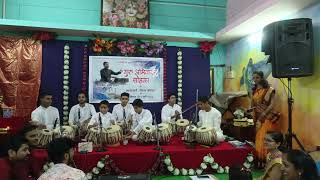 students of Talvarn Kala Mandir on the occasion of Gurupurnima performed Tabla Vadan Tal Tintal.