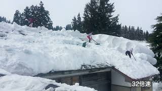 晴れた日の雪下ろし《大屋根編》「雪が固くてスコップで掘るシーンも」［32倍速］＠新潟県十日町市大池 2022年2月12日