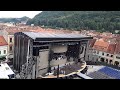 ”cerbul de aur” vazut din casa sfatului din brasov. repetitii pentru marele concurs