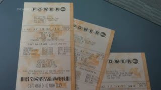 Powerball jackpot goes up to an estimated $1 billion