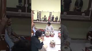 Ustad Rashid Khan during practice in Green Room 🎤