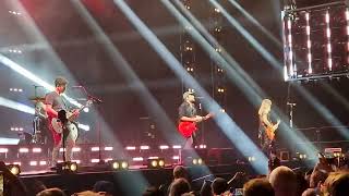 Fall Out Boy, My Songs Know What You Did (Light Em Up)- Thnks fr th Mmrs, AFAS Live, Amsterdam