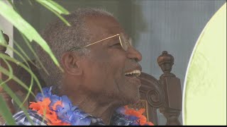 Beloved local pastor celebrates 98th birthday with drive-by parade