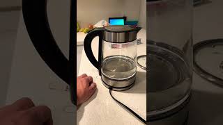 Can the 100W portable power bank power an electric kettle???