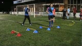 Loop-Coördinatietechniek training 1 - B1 Sv Broekland (voetbal)