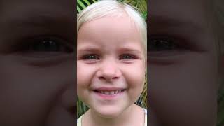 #staringcontest with Janae! did you win?!