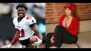 OnlyFans Model Ava speaks on the radio about Antonio Brown