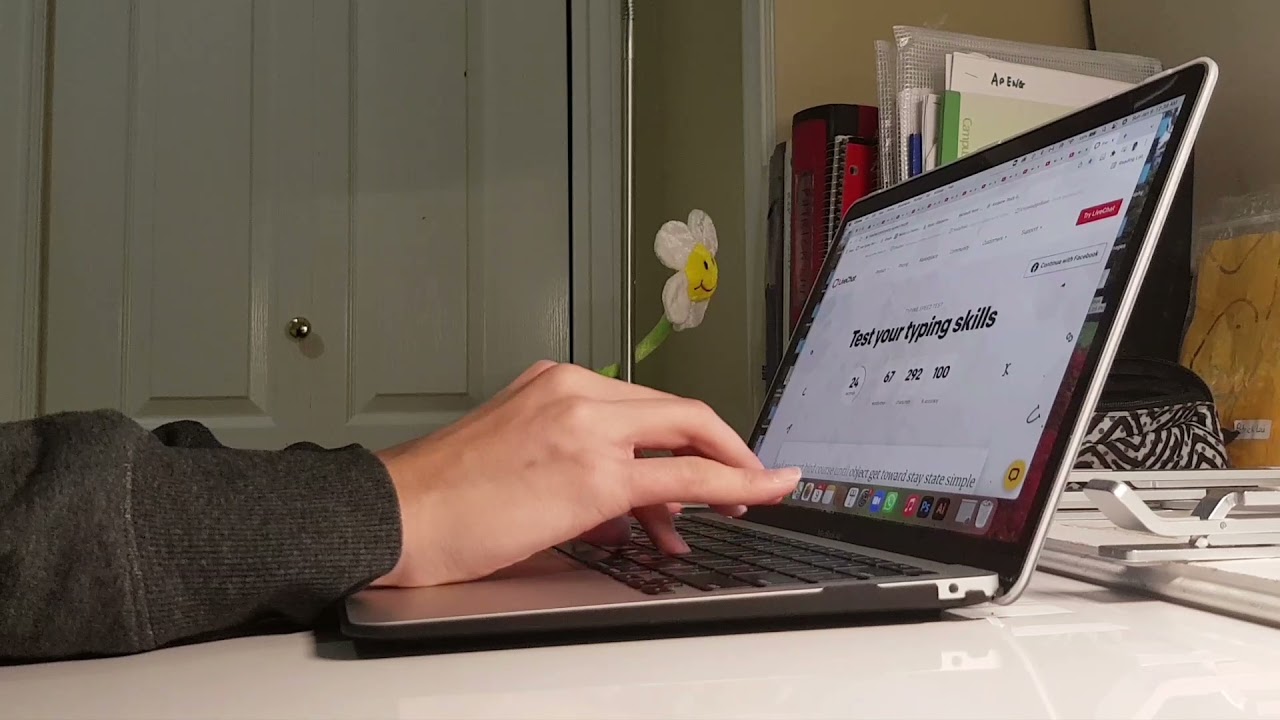 101 Wpm Livechat Typing Test Youtube