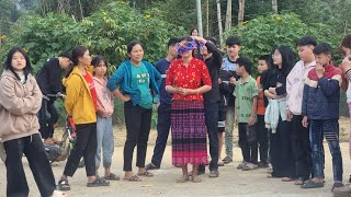 Play folk games on the 4th day of Tet in the countryside, have fun and win prizes