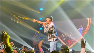 Wow Kofi Kinaata Pulled Surprise Performance at Valentine with Daddy Lumba and come and see fans