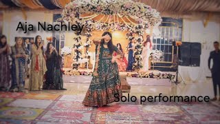 Dance performance on Aja Nachle | Alina Amir | Aaja Nachle