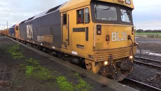 MickFix Rail - Australian Trains -  Compilation of train video (DVD 2)