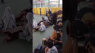 Latihan Degung untuk Mengiringi Upacara Adat Sunda Perpisahan Kelas XII MAN 1 Cianjur