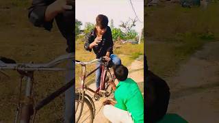 पैदल चल रहा हूं 🤣🤣 funny #shortfeed #video #trending #funny #realfoolsteam #video