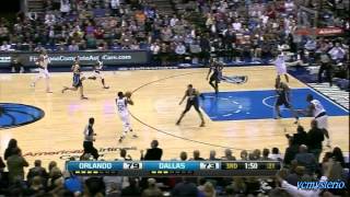 Vince Carter Alley Oops from O.J. Mayo (2013.02.20)
