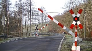 Spoorwegovergang Miltitz-Roitzschen (D) // Railroad crossing // Bahnübergang