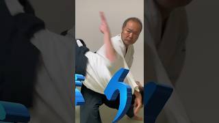 両手取り自由技 #合気道 #aikido