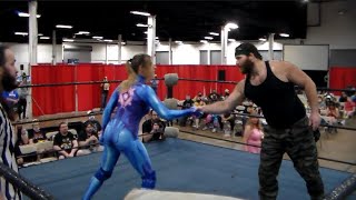 Cosplay Pro Wrestling: Zero Suit Samus vs Snake