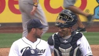 PIT@SD: Street seals Padres' 2-1 win over Pirates