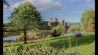 Caerphilly Castle, Caerphilly Visitor Centre (Coffi Vista) and Casa Mia Restaurant \u0026 Bar