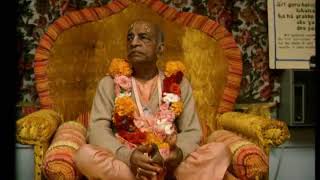 Prabhupada 0382 Magyarázat a Daśāvatāra-stotrához: negyedik rész