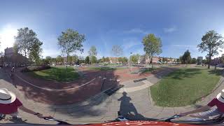 Riding on a roundabout in 360 degrees (4)