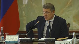 UTV. Радий Хабиров предложил и.о. министра здравоохранения Башкирии разогнать своих заместителей