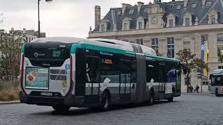 Bus 27 RATP - Urbanway 18 Hybride N°5566 à Place d'Italie en direction de Gare Saint-Lazare