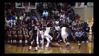 WATCH as J.O. Johnson HAS DUNK FEST against Lee-Huntsville