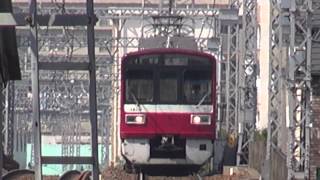 【京急】1500形　1613編成(VVVF更新)　鶴見市場到着　（FHD)