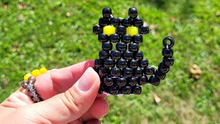 Black cat kandi tutorial