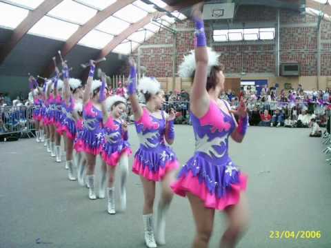 Ma Vie De Majorettes !! - YouTube