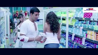 Akshay Kumar gets slapped by store women | Heyy Akshay wants new pampers - Heyy Babyy