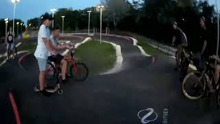 Rózsavölgyi pumptrack pálya, Osprey Ascent dirt scooter roller