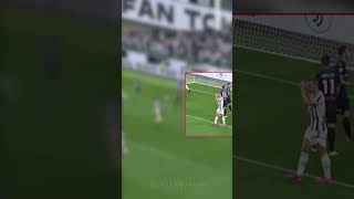 La reazione di De Ligt al gol di Bernardeschi 😱 Juventus vs Atalanta