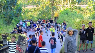 STANDING SEPEDA MAKASSAR PANGKEP BATILNK BERSATU Part 4