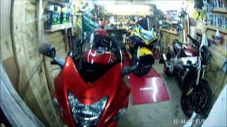 GSX 1300r Hayabusa Fitting a MRA Vario Touring Screen